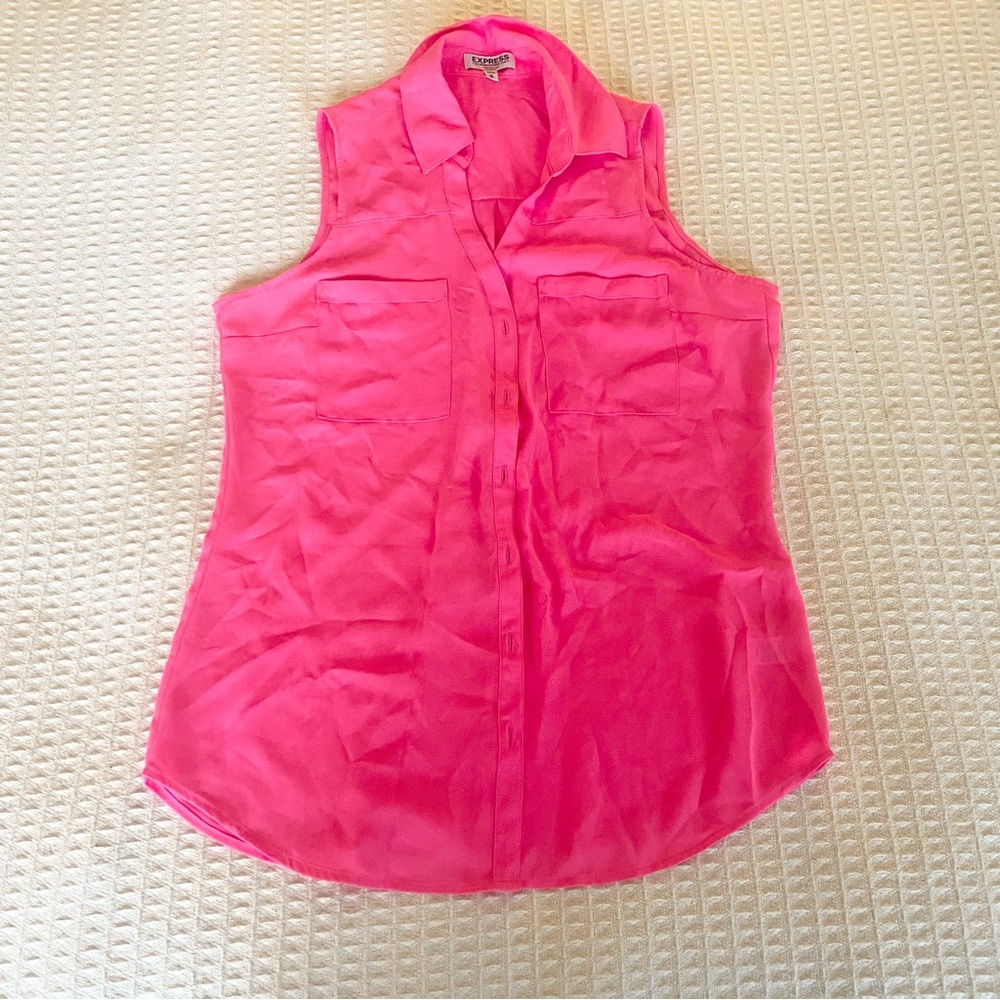 Express Vibrant Pink Sleeveless Portofino Shirt size Medium